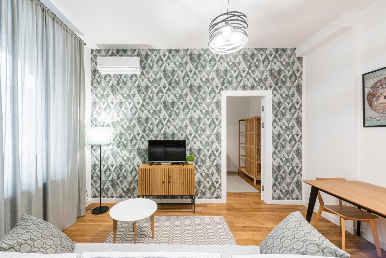 نوفي ساد Vertigo One Bedroom Apartment-Free Private Parking المظهر الخارجي الصورة
