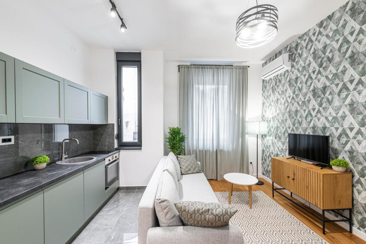 نوفي ساد Vertigo One Bedroom Apartment-Free Private Parking المظهر الخارجي الصورة